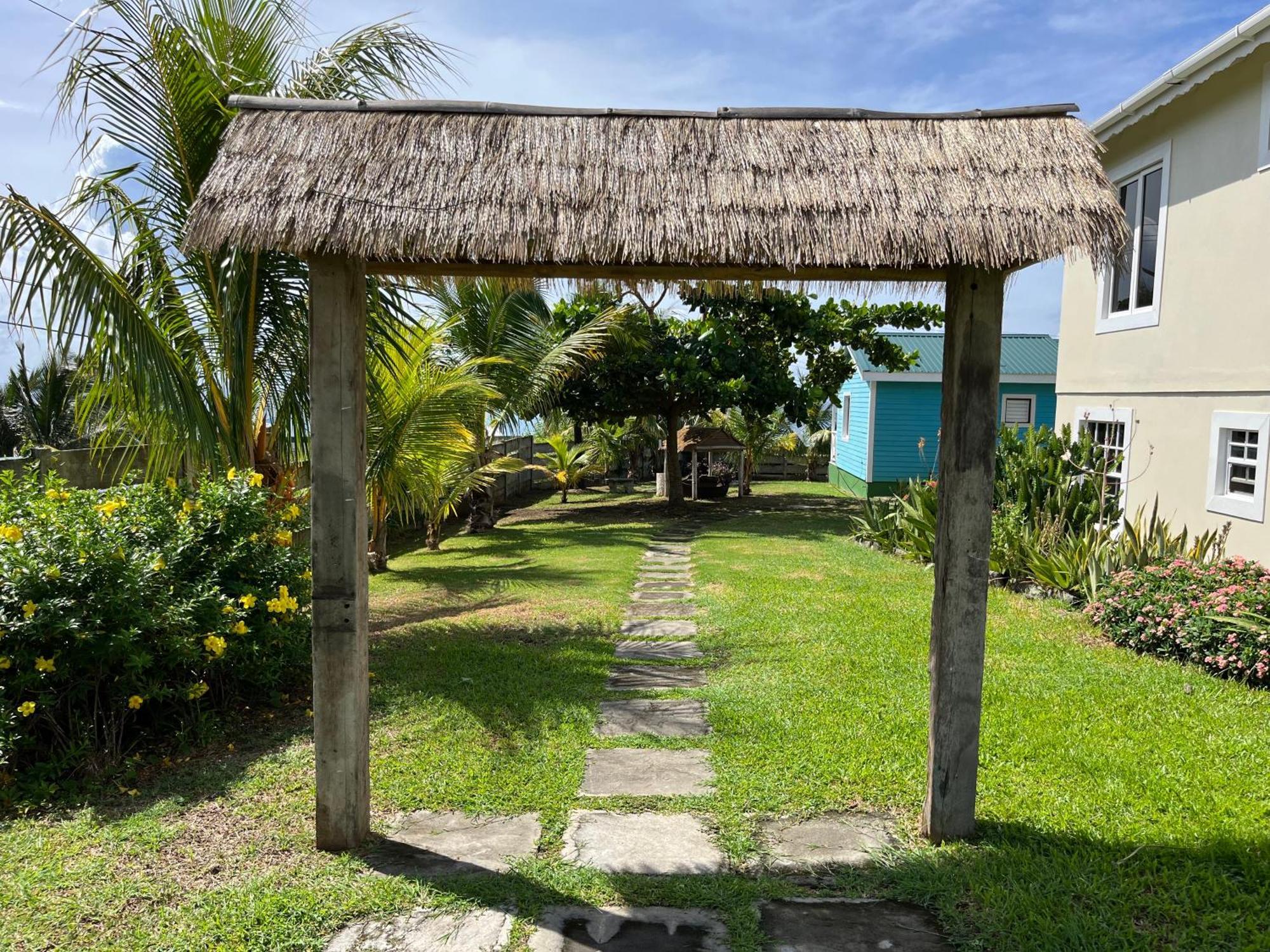 Studio Blu At Waves Villa Guesthouse Brighton Village Екстер'єр фото